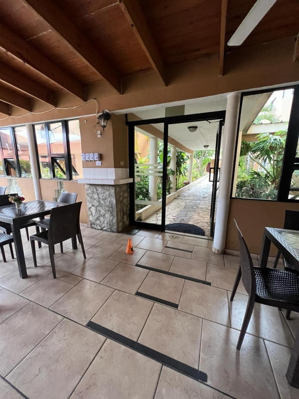 Hotel Tropicana Santo Domingo La Viva المظهر الخارجي الصورة